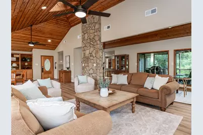 509 Coventry Road, Spicewood, TX 78669 - Photo 15