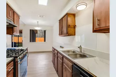 3908 Holt Drive, Austin, TX 78749 - Photo 7