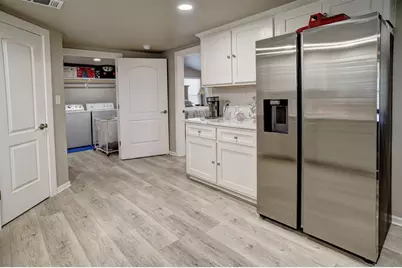 1217 Jones Street, Smithville, TX 78957 - Photo 9