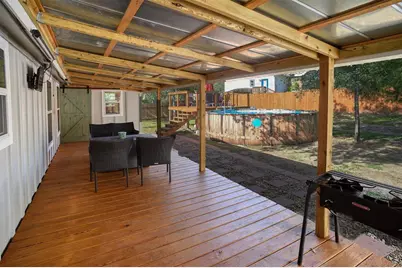 1217 Jones Street, Smithville, TX 78957 - Photo 17