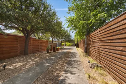 1117 Stobaugh Street, Austin, TX 78757 - Photo 29