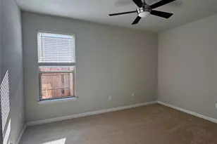 8204 Silhouette St, Austin, TX 78744 - Photo 33