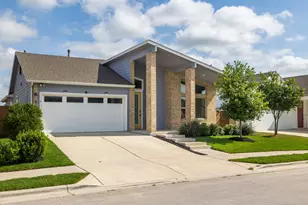 8204 Silhouette St, Austin, TX 78744 - Photo 3