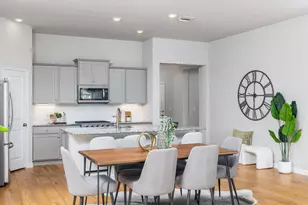 8204 Silhouette St, Austin, TX 78744 - Photo 7