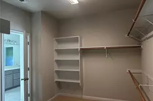 8204 Silhouette St, Austin, TX 78744 - Photo 33
