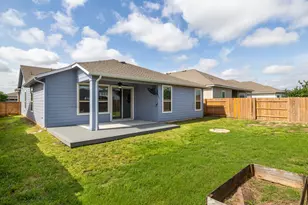8204 Silhouette St, Austin, TX 78744 - Photo 21