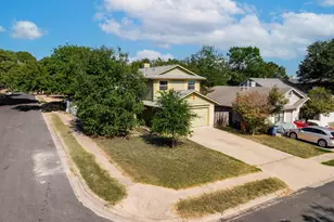 722 Decker Prairie Dr, Austin, TX 78748 - Photo 3