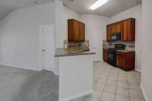 2090 Intrepid Dr, Buda, TX 78610 - Photo 9