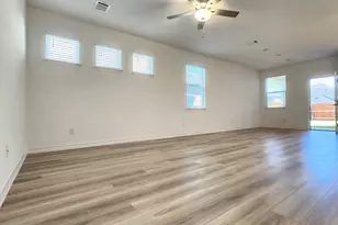 202 Doodle Ln, Hutto, TX 78634 - Photo 5