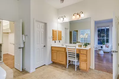 17120 Northlake Hills Drive, Jonestown, TX 78645 - Photo 23