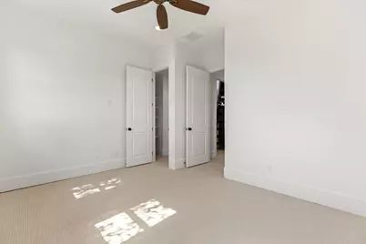 1124 County Road 301, Elgin, TX 78621 - Photo 29