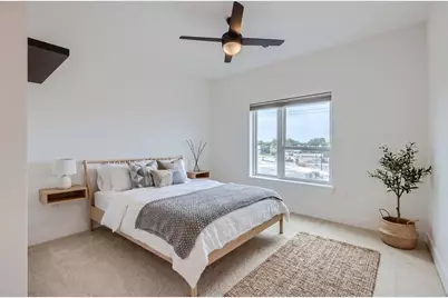 2220 Webberville Road #302, Austin, TX 78702 - Photo 5