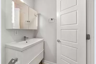 2404 Longview Street #105, Austin, TX 78705 - Photo 9