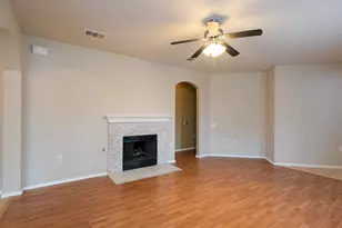 10312 Lone Pine Ln, Austin, TX 78747 - Photo 3