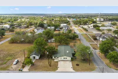 410 N Burnet Street, Manor, TX 78653 - Photo 33