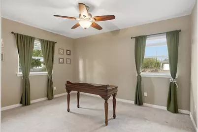 410 N Burnet Street, Manor, TX 78653 - Photo 19