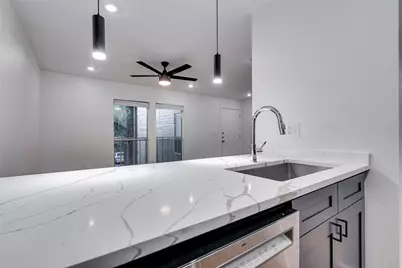 704 W 21 Street #308, Austin, TX 78705 - Photo 15