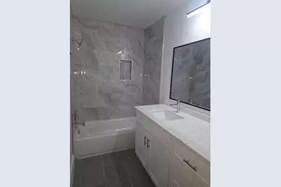 704 W 21 Street #308, Austin, TX 78705 - Photo 17