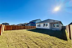 155 Fossil Dr, Kyle, TX 78640 - Photo 5