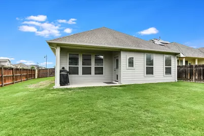 100 Rebel Red Cove, Liberty Hill, TX 78642 - Photo 15