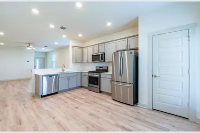 10801 Meris Lane, Austin, TX 78754 - Photo 7