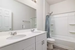 428 Stone Water Ln, Jarrell, TX 76537 - Photo 17