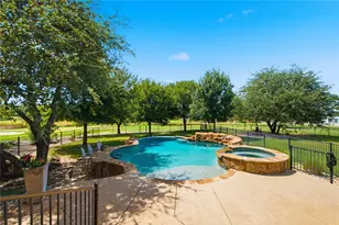 113 Blue Heron Ln, Georgetown, TX 78628 - Photo 35