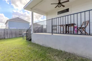 328 Black Opal Dr, Jarrell, TX 76537 - Photo 5
