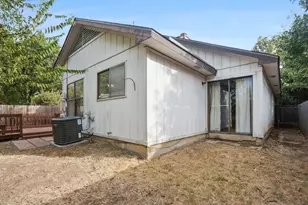 2407 Dowd Ln, Austin, TX 78728 - Photo 3