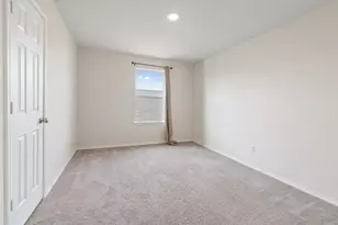 201 Katie Elder Dr, Jarrell, TX 76537 - Photo 29