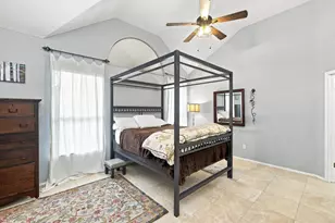 302 N Carriage Hills Dr, Georgetown, TX 78626 - Photo 11