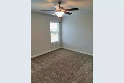 160 Lakeview Court, Kyle, TX 78640 - Photo 7