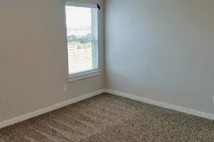 160 Lakeview Ct, Kyle, TX 78640 - Photo 7