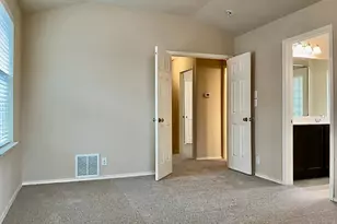 8720 Blackvireo Dr, Austin, TX 78729 - Photo 9