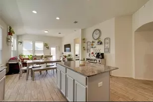 401 Duroc Dr, Hutto, TX 78634 - Photo 3