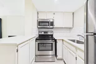 1000 W 26th St, Austin, TX 78705 - Photo 23