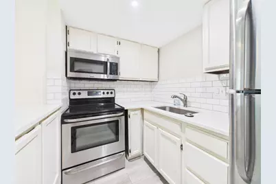 1000 W 26th Street #211, Austin, TX 78705 - Photo 11