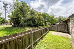 1015 E Yager Ln, Austin, TX 78753 - Photo 3