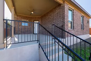 101 Pecanwood Ct, Georgetown, TX 78626 - Photo 15