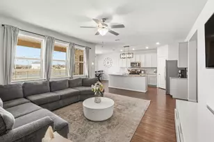 13500 Rosebud Isle Dr, Austin, TX 78653 - Photo 3