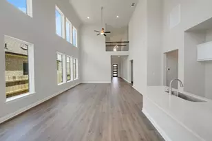 216 Crescent Heights Dr, Georgetown, TX 78628 - Photo 5