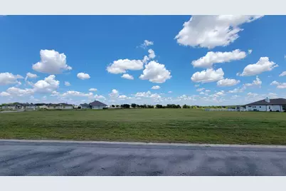 100 Twin Creekview Lane, Georgetown, TX 78626 - Photo 17