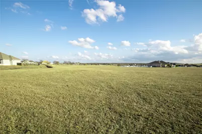 100 Twin Creekview Lane, Georgetown, TX 78626 - Photo 11