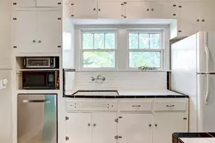 5204 Huisache St, Austin, TX 78751 - Photo 7