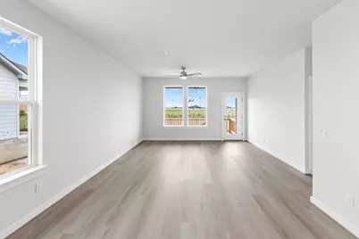 1518 Bluff Path, New Braunfels, TX 78130 - Photo 5