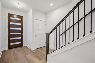 200 W 56th St, Austin, TX 78751 - Photo 5