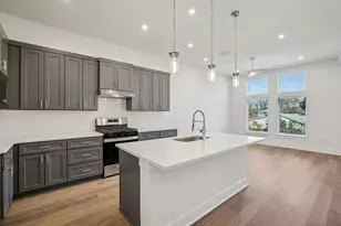200 W 56th St, Austin, TX 78751 - Photo 7