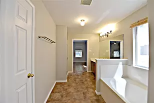 8416 Alvin High Ln, Austin, TX 78729 - Photo 15