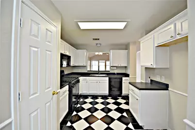 8416 Alvin High Lane, Austin, TX 78729 - Photo 11