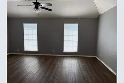 8110 Hawick Drive, Round Rock, TX 78681 - Photo 9